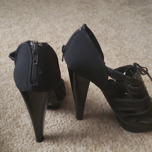 Carlos Santana Open toe - Picture 4 of 4